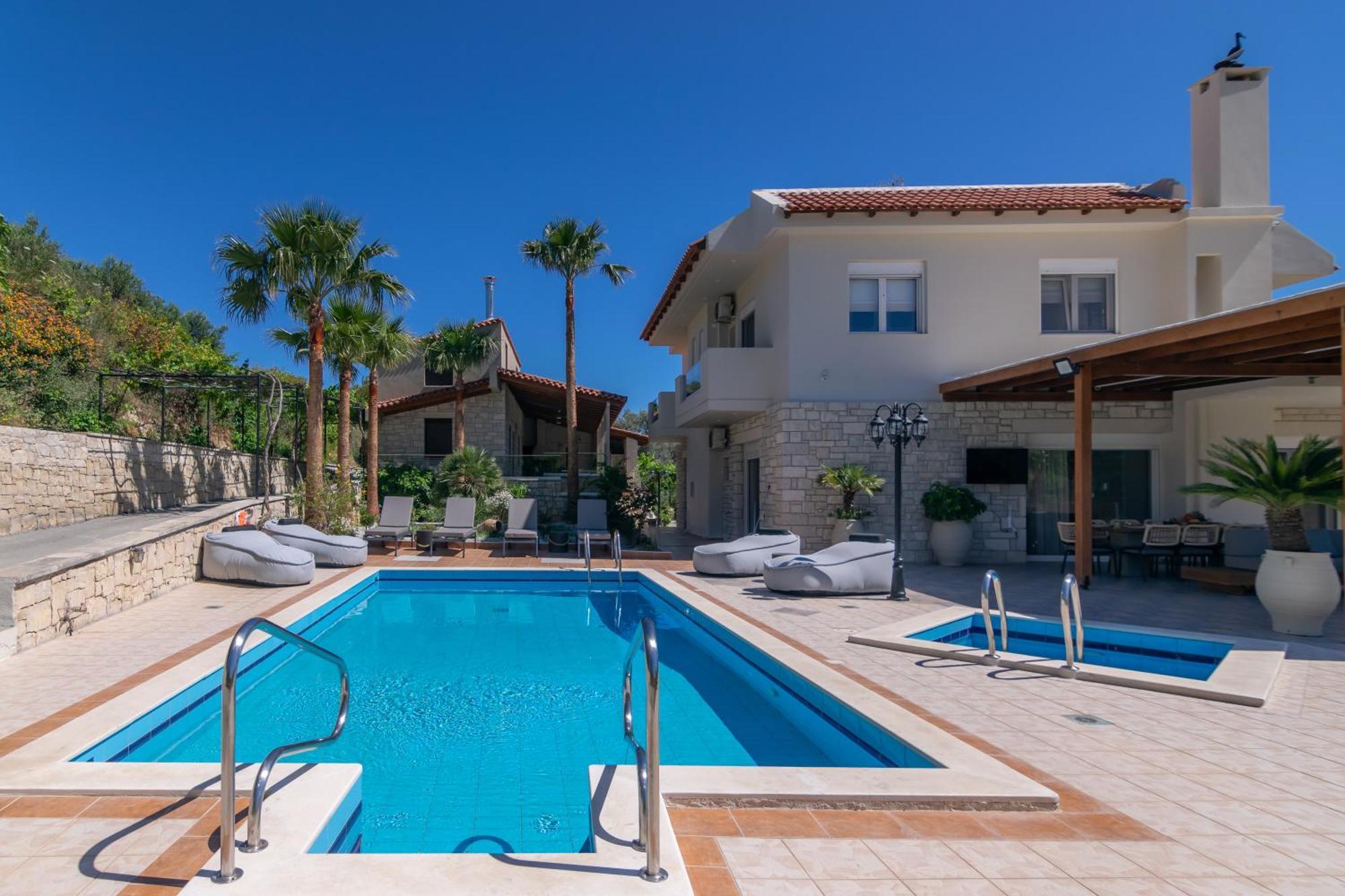 Kipo Paradiso Spa, Yoga & Gym Resort Kirianna Bagian luar foto