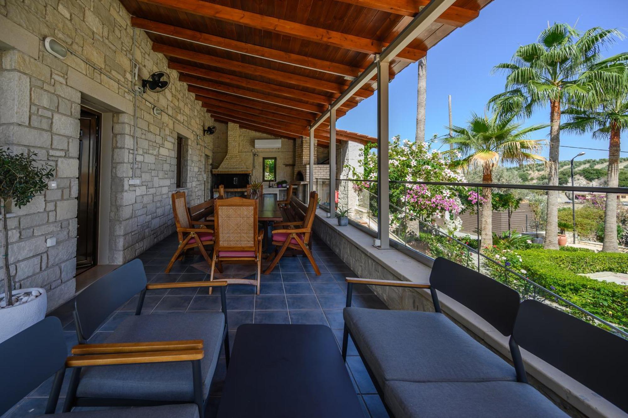 Kipo Paradiso Spa, Yoga & Gym Resort Kirianna Bagian luar foto