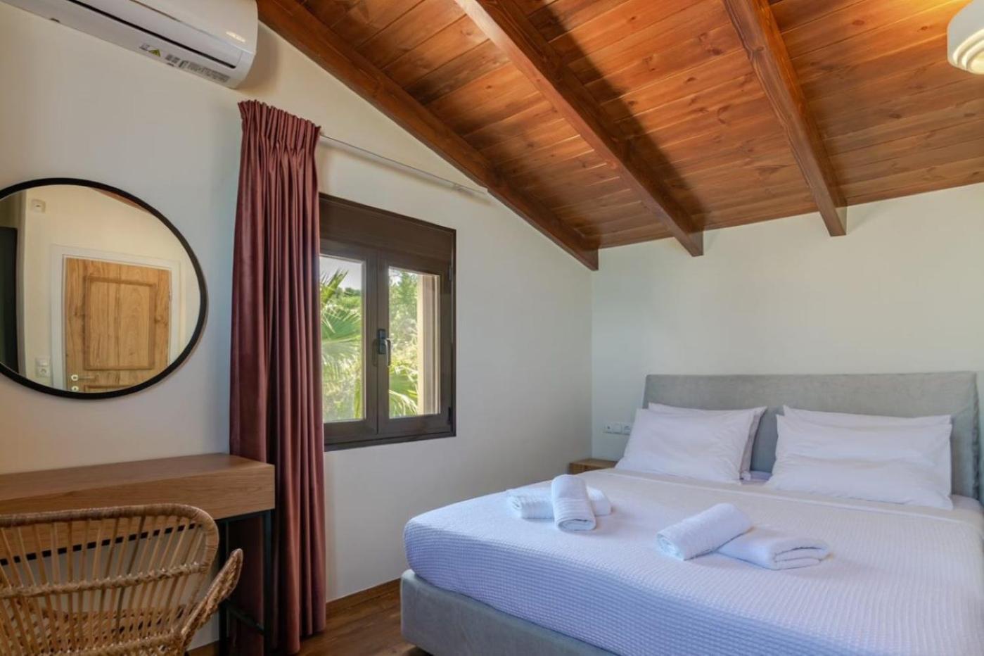 Kipo Paradiso Spa, Yoga & Gym Resort Kirianna Bagian luar foto