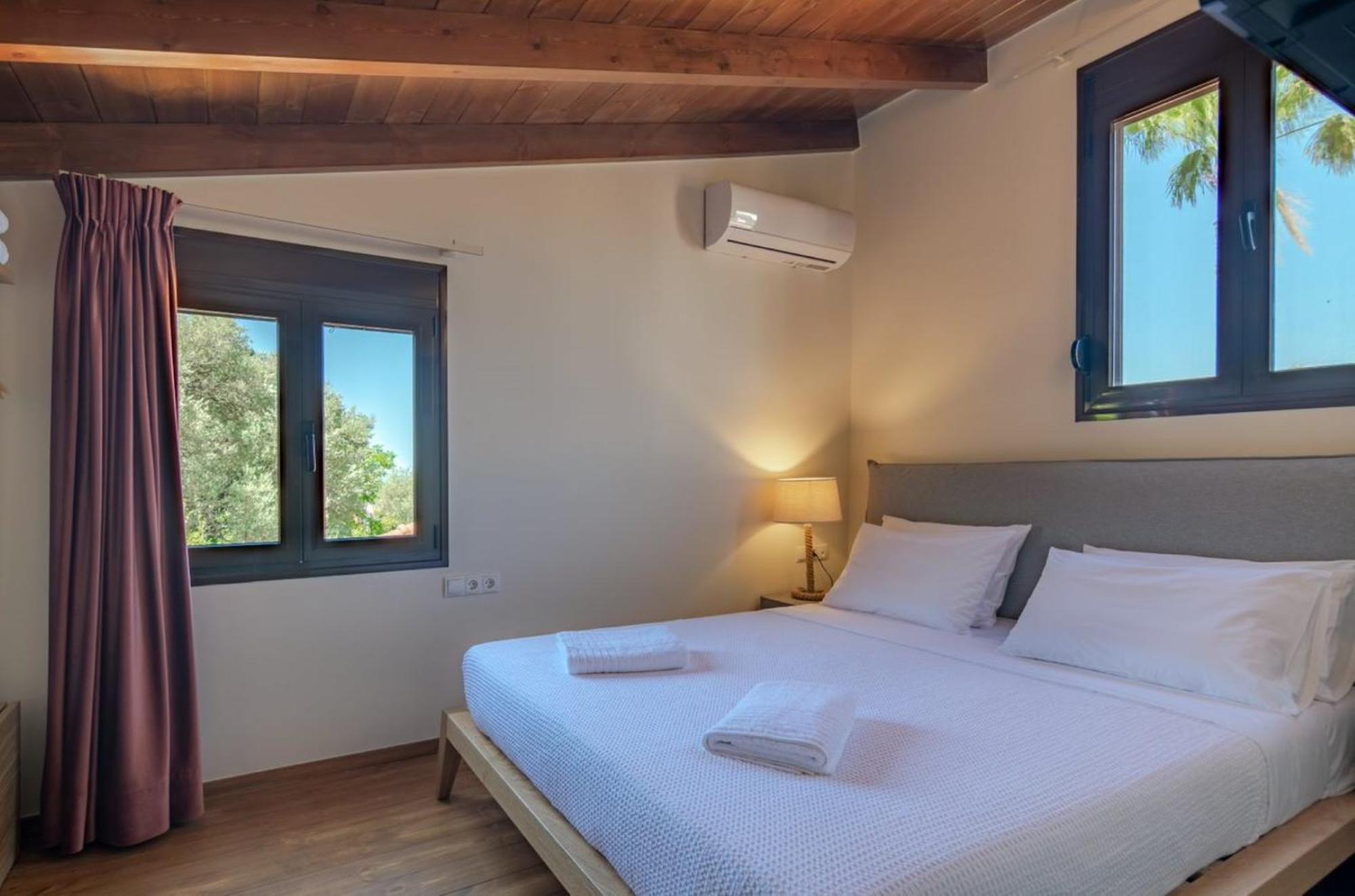 Kipo Paradiso Spa, Yoga & Gym Resort Kirianna Bagian luar foto
